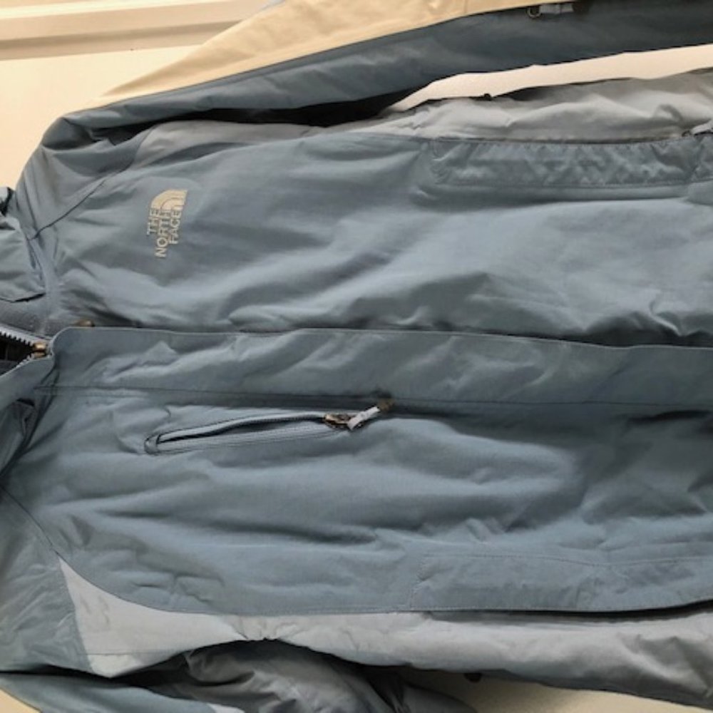 Northface blue ski jacket size medium